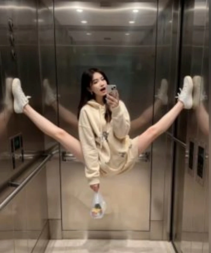 图片[2]-AI生成电梯一字马美女制作教程，条条流量上万，别再在外面被割韭菜了，全流程实操-副业网